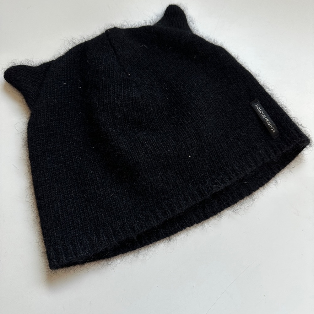 Madison Scotch black angora hat